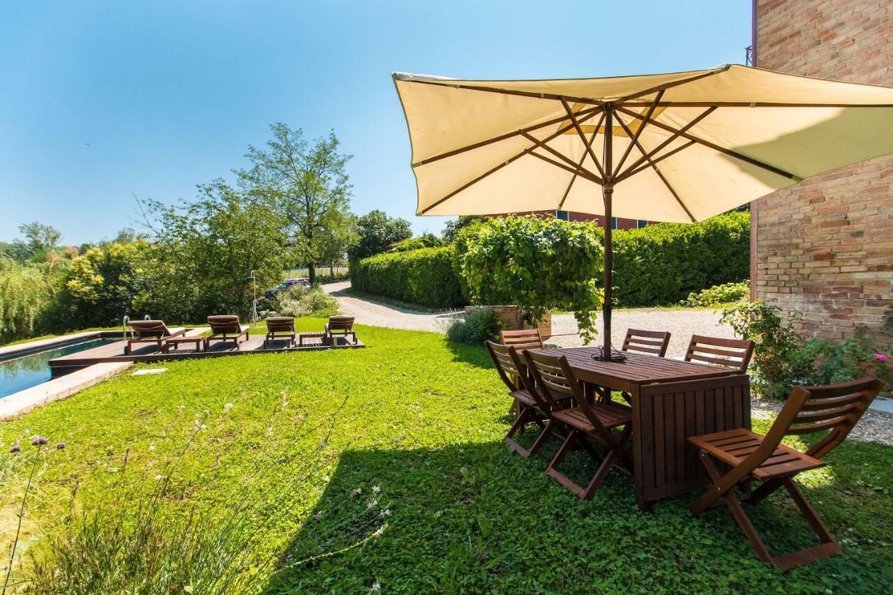 Appartamenti Presso Cascina La Melagrana Costigliole d'Asti Buitenkant foto
